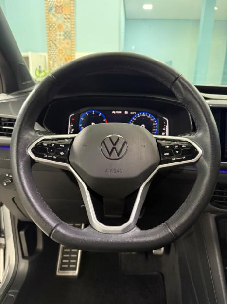 VOLKSWAGEN Taos 1.4 16V 4P FLEX 250 TSI HIGHLINE AUTOM�TICO, Foto 15