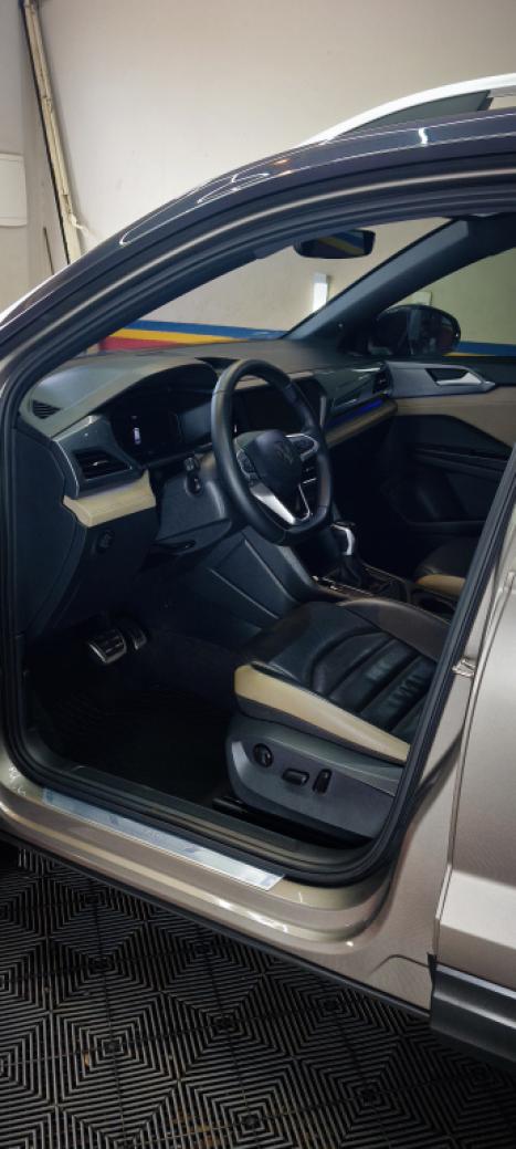VOLKSWAGEN Taos 1.4 16V 4P FLEX 250 TSI HIGHLINE AUTOMÁTICO, Foto 13