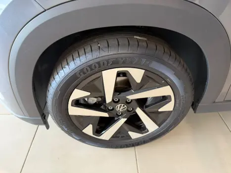 VOLKSWAGEN Tera 1.0 12V 4P 170 TSI HIGH AUTOMÁTICO, Foto 19