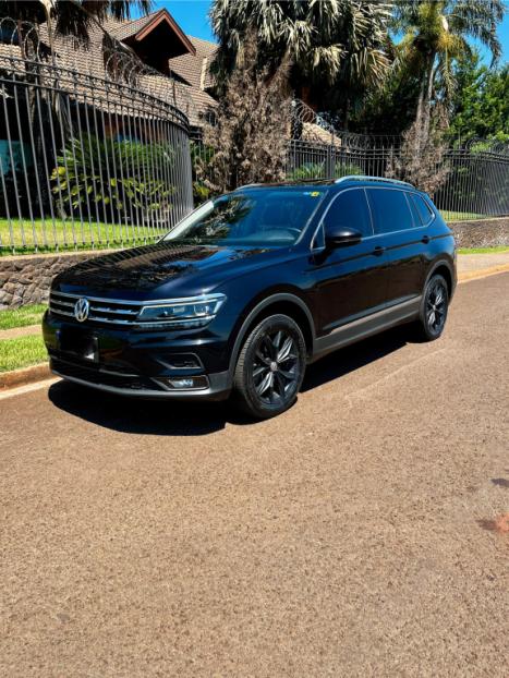 VOLKSWAGEN Tiguan 1.4 250 TSI TOTAL FLEX ALLSPACE COMFORTLINE TURBO AUTOMTICO TIPTRONIC, Foto 1