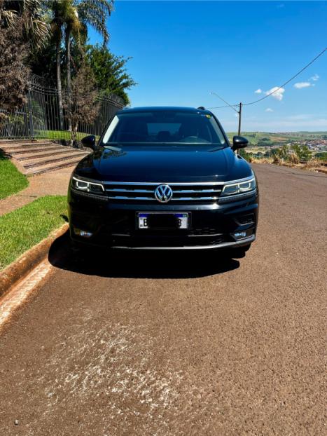 VOLKSWAGEN Tiguan 1.4 250 TSI TOTAL FLEX ALLSPACE COMFORTLINE TURBO AUTOMTICO TIPTRONIC, Foto 4