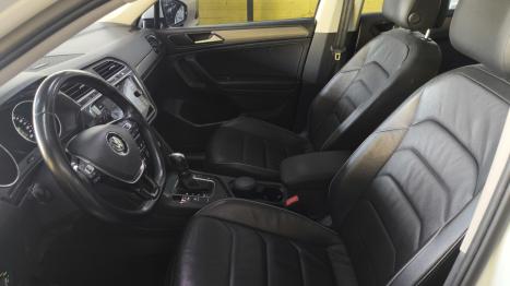 VOLKSWAGEN Tiguan 1.4 250 TSI TOTAL FLEX ALLSPACE TURBO AUTOM�TICO TIPTRONIC, Foto 3
