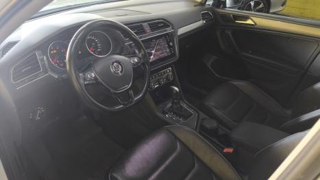 VOLKSWAGEN Tiguan 1.4 250 TSI TOTAL FLEX ALLSPACE TURBO AUTOM�TICO TIPTRONIC, Foto 7