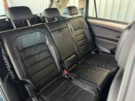 VOLKSWAGEN Tiguan 1.4 250 TSI TOTAL FLEX ALLSPACE COMFORTLINE TURBO AUTOM�TICO TIPTRONIC, Foto 11