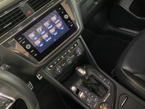 VOLKSWAGEN Tiguan 2.0 16V 4P TSI 350 TURBO R-LINE 4MOTION DSG AUTOMTICO, Foto 9