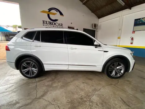 VOLKSWAGEN Tiguan 2.0 16V 4P TSI 350 TURBO R-LINE 4MOTION DSG AUTOMTICO, Foto 20