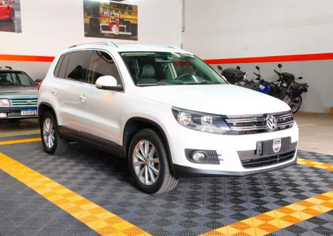 VOLKSWAGEN Tiguan 2.0 16V 4P TSI 4WD TURBO AUTOM�TICO, Foto 4