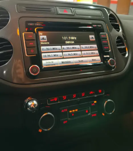 VOLKSWAGEN Tiguan 2.0 16V 4P TSI 4WD TURBO AUTOM�TICO, Foto 14