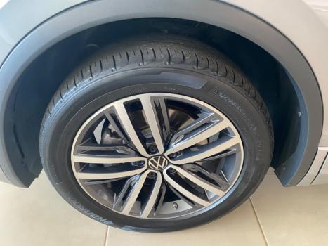 VOLKSWAGEN Tiguan 2.0 300 TSI ALLSPACE R-LINE TURBO AUTOM�TICO, Foto 10