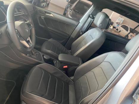 VOLKSWAGEN Tiguan 2.0 300 TSI ALLSPACE R-LINE TURBO AUTOM�TICO, Foto 22