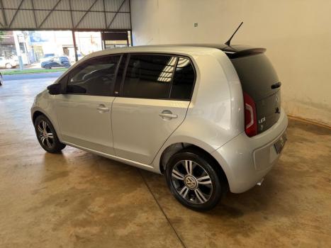 VOLKSWAGEN UP 1.0 12V 4P TSI FLEX MOVE UP, Foto 6