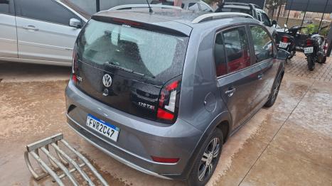 VOLKSWAGEN UP 1.0 4P FLEX 170 TSI XTREME, Foto 2
