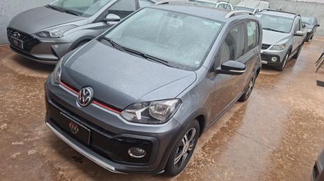 VOLKSWAGEN UP 1.0 4P FLEX 170 TSI XTREME, Foto 4