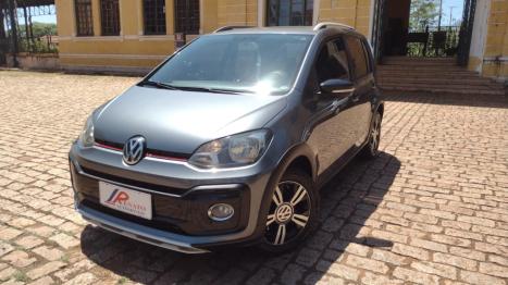 VOLKSWAGEN UP 1.0 4P FLEX 170 TSI XTREME, Foto 3
