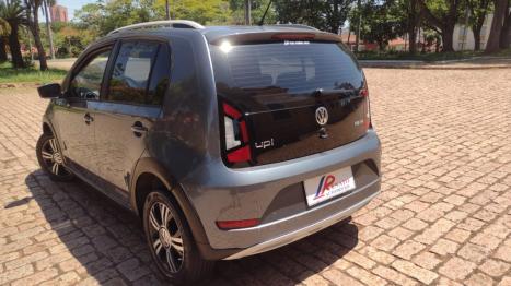 VOLKSWAGEN UP 1.0 4P FLEX 170 TSI XTREME, Foto 6