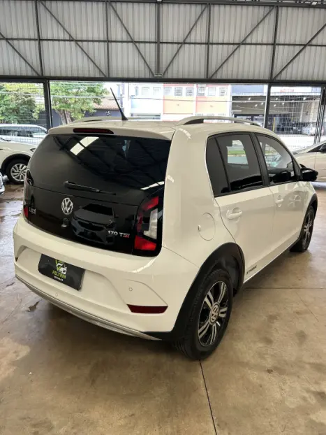 VOLKSWAGEN UP 1.0 4P FLEX 170 TSI XTREME, Foto 10