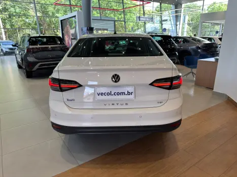 VOLKSWAGEN Virtus 1.0 4P 170 TSI, Foto 10