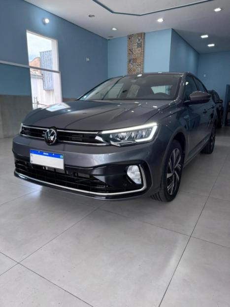VOLKSWAGEN Virtus 1.0 4P 200 TSI FLEX HIGHLINE AUTOM�TICO, Foto 4