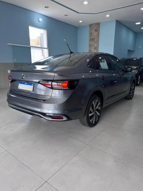 VOLKSWAGEN Virtus 1.0 4P 200 TSI FLEX HIGHLINE AUTOM�TICO, Foto 7