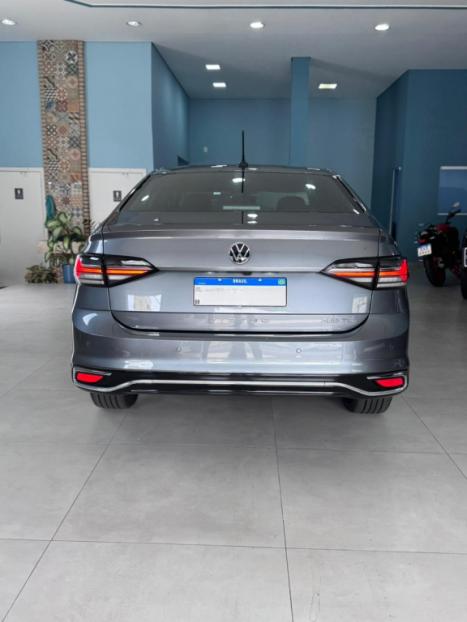 VOLKSWAGEN Virtus 1.0 4P 200 TSI FLEX HIGHLINE AUTOM�TICO, Foto 8
