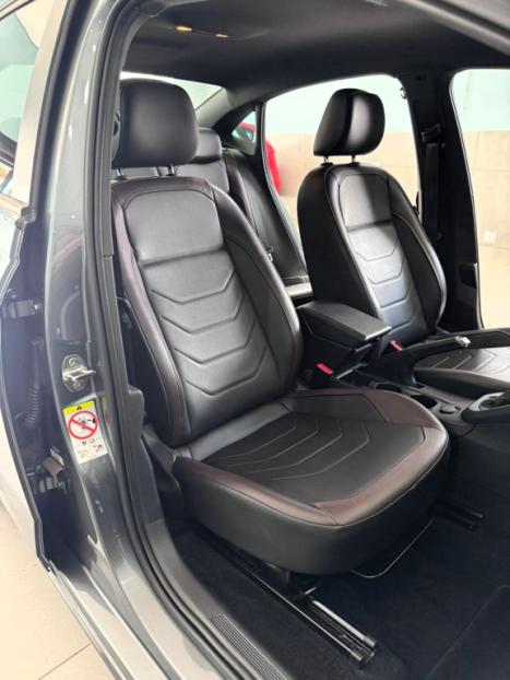VOLKSWAGEN Virtus 1.0 4P 200 TSI FLEX HIGHLINE AUTOM�TICO, Foto 16