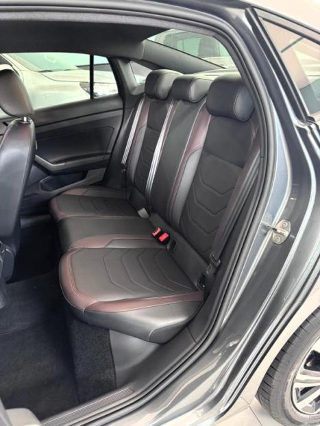 VOLKSWAGEN Virtus 1.0 4P 200 TSI FLEX HIGHLINE AUTOM�TICO, Foto 17
