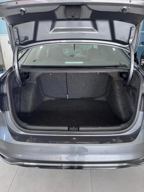 VOLKSWAGEN Virtus 1.0 4P 200 TSI FLEX HIGHLINE AUTOM�TICO, Foto 19