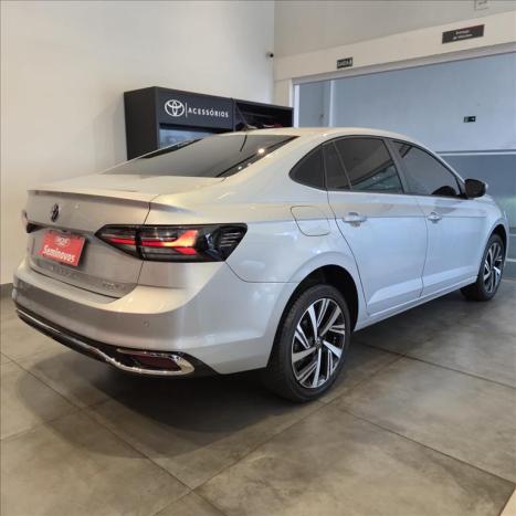 VOLKSWAGEN Virtus 1.0 4P 200 TSI FLEX HIGHLINE AUTOM�TICO, Foto 4