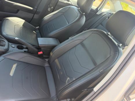 VOLKSWAGEN Virtus 1.0 4P 200 TSI FLEX COMFORTLINE AUTOM�TICO, Foto 10