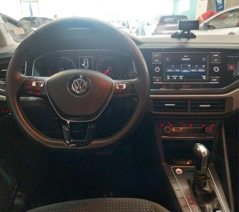 VOLKSWAGEN Virtus 1.0 4P 200 TSI FLEX COMFORTLINE AUTOM�TICO, Foto 8