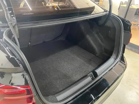 VOLKSWAGEN Virtus 1.0 4P 200 TSI FLEX COMFORTLINE AUTOM�TICO, Foto 15