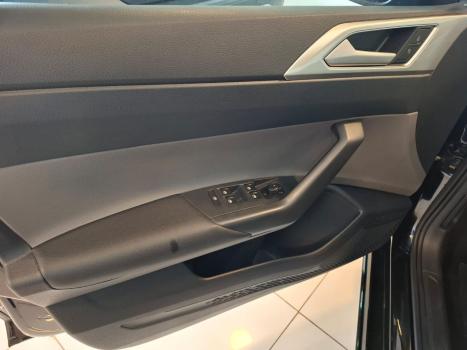 VOLKSWAGEN Virtus 1.0 4P 200 TSI FLEX HIGHLINE AUTOM�TICO, Foto 7