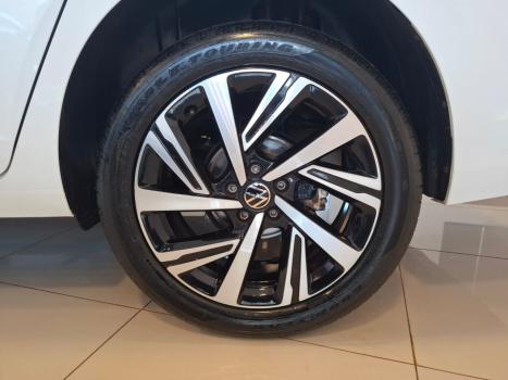 VOLKSWAGEN Virtus 1.0 4P 200 TSI FLEX HIGHLINE AUTOM�TICO, Foto 8
