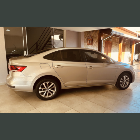 VOLKSWAGEN Virtus 1.0 4P 200 TSI FLEX COMFORTLINE AUTOM�TICO, Foto 5