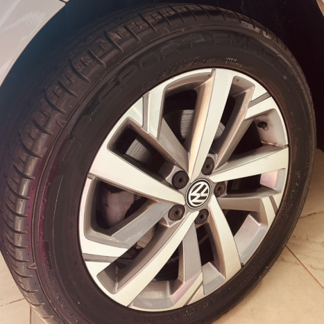 VOLKSWAGEN Virtus 1.0 4P 200 TSI FLEX COMFORTLINE AUTOM�TICO, Foto 9