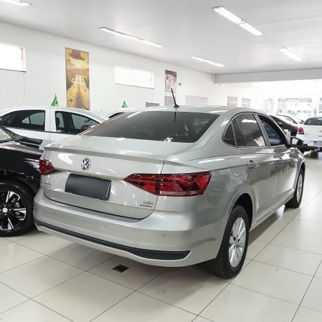 VOLKSWAGEN Virtus 1.6 4P MSI FLEX AUTOM�TICO, Foto 3