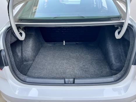 VOLKSWAGEN Virtus 1.6 4P MSI FLEX SENSE AUTOM�TICO, Foto 10