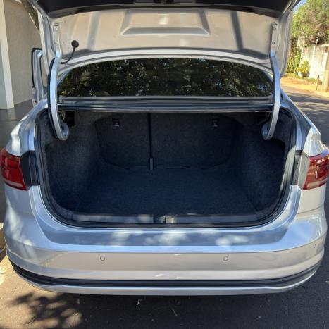 VOLKSWAGEN Virtus 1.0 4P 200 TSI FLEX COMFORTLINE AUTOM�TICO, Foto 11