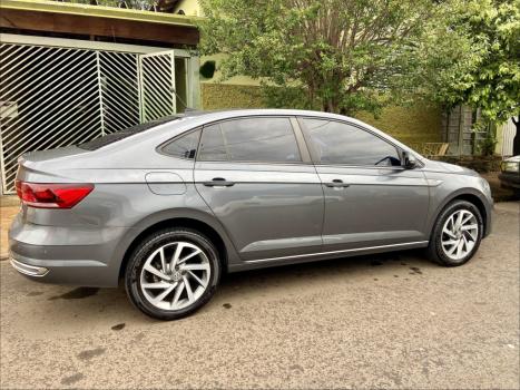 VOLKSWAGEN Virtus 1.0 4P 200 TSI FLEX HIGHLINE AUTOMÁTICO, Foto 4