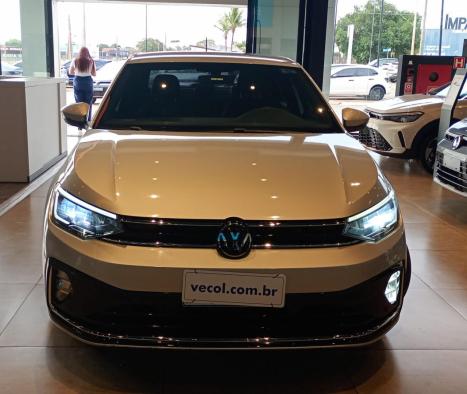 VOLKSWAGEN Virtus 1.0 4P 200 TSI FLEX HIGHLINE AUTOMÁTICO, Foto 2