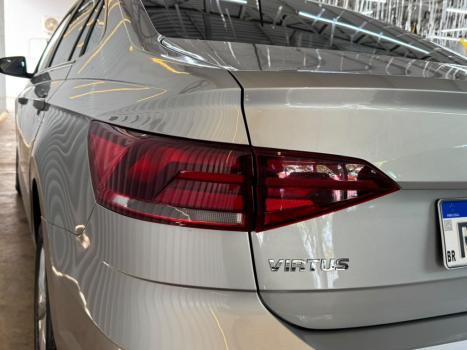 VOLKSWAGEN Virtus 1.0 4P 200 TSI FLEX COMFORTLINE AUTOMÁTICO, Foto 5