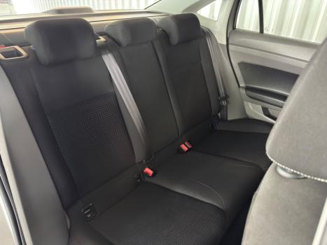 VOLKSWAGEN Virtus 1.0 4P 200 TSI FLEX COMFORTLINE AUTOMÁTICO, Foto 11