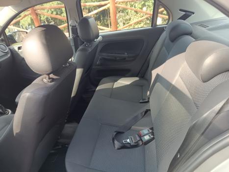 VOLKSWAGEN Voyage 1.0 4P FLEX, Foto 3