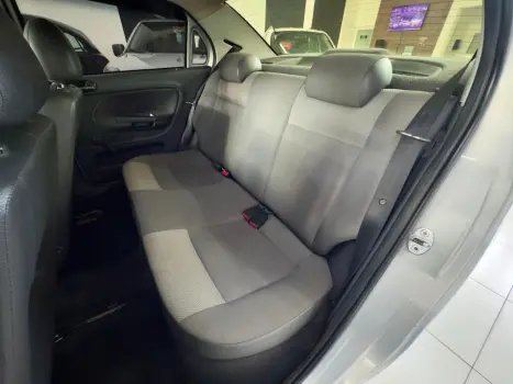 VOLKSWAGEN Voyage 1.0 4P FLEX, Foto 11