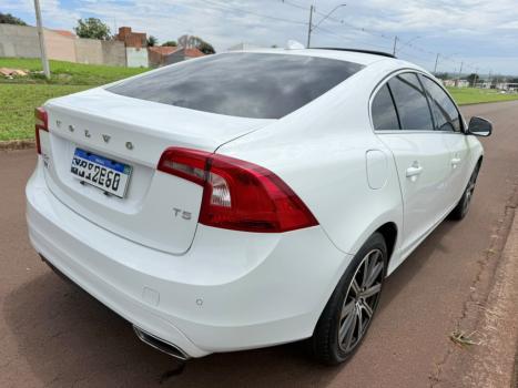 VOLVO S60 2.0 4P T5 DYNAMIC AUTOMÁTICO, Foto 17