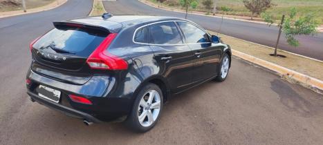 VOLVO V40 2.0 4P T4 COMFORT TURBO AUTOM�TICO, Foto 5