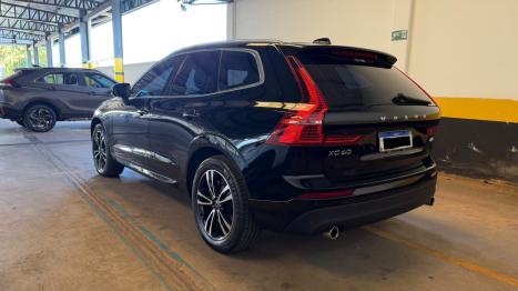 VOLVO XC60 2.0 4P D5 MOMENTUM DIESEL AWD GEARTRONIC, Foto 4