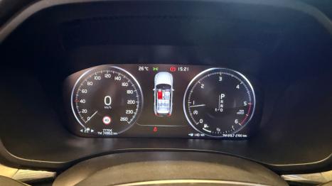 VOLVO XC60 2.0 4P D5 MOMENTUM DIESEL AWD GEARTRONIC, Foto 5