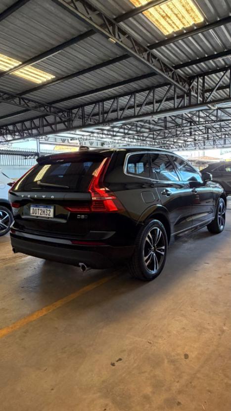 VOLVO XC60 2.0 4P D5 MOMENTUM DIESEL AWD GEARTRONIC, Foto 13