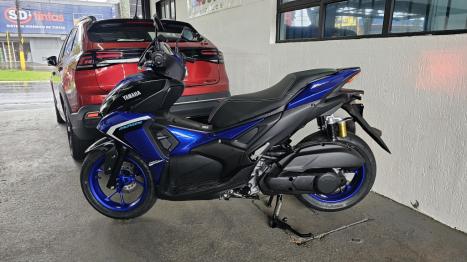 YAMAHA Aerox 160 ABS, Foto 4